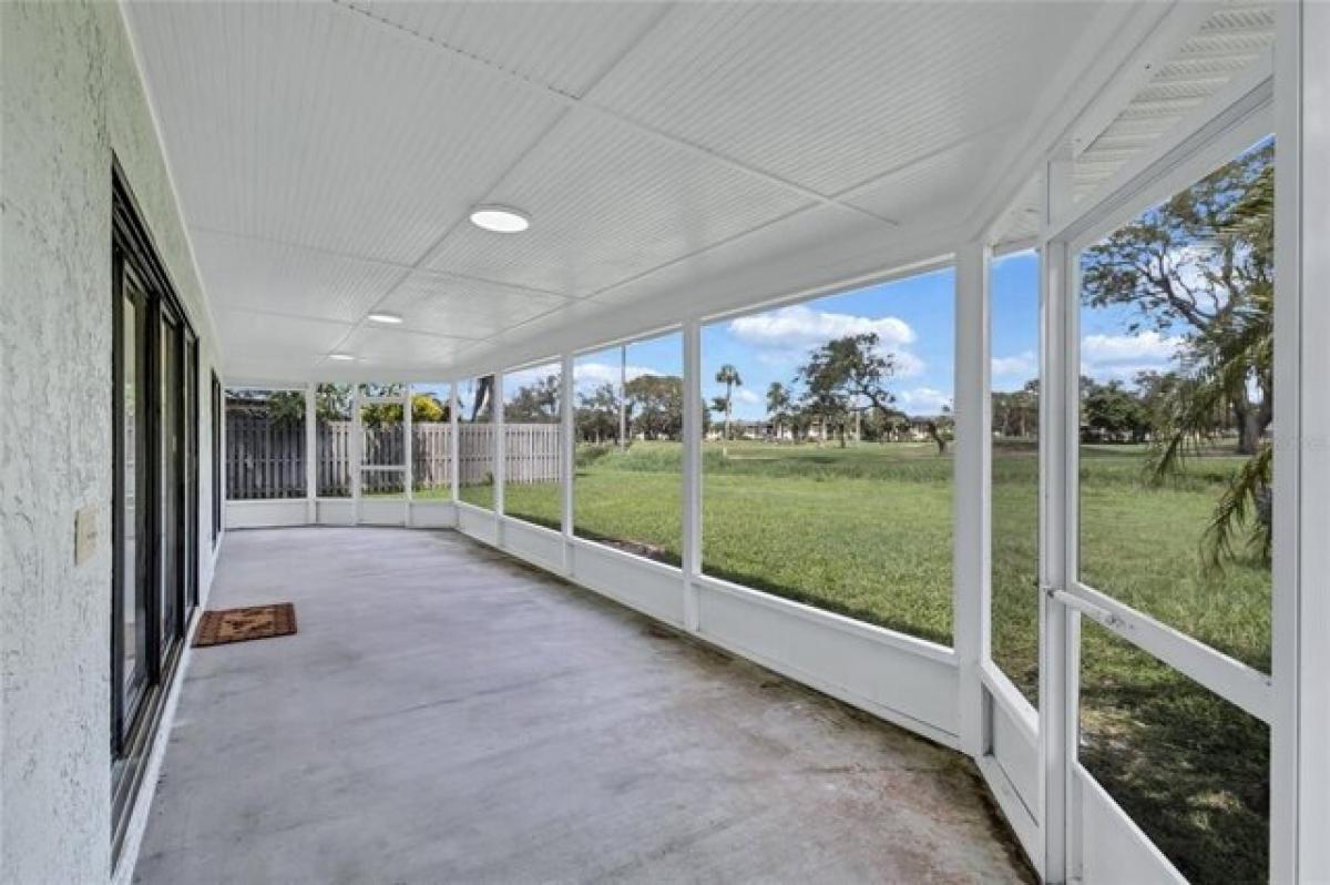 Picture of Home For Sale in Largo, Florida, United States