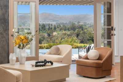 Home For Sale in Rancho Santa Fe, California