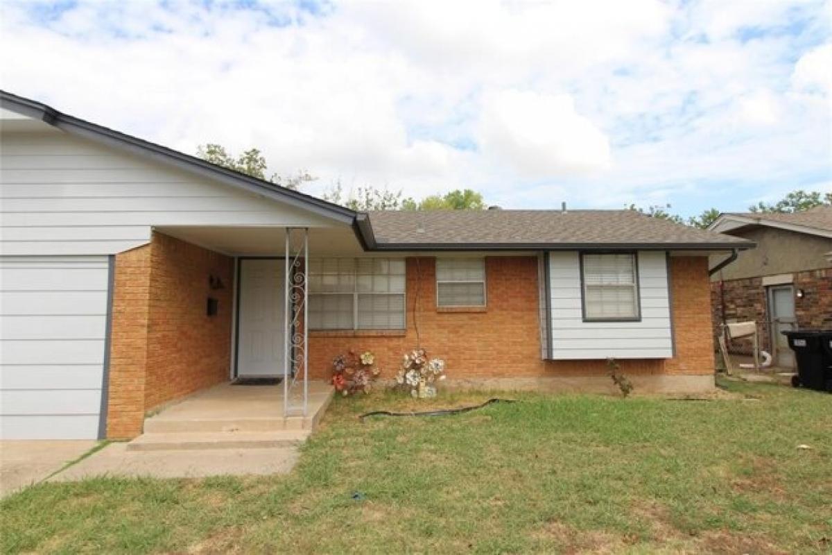 Picture of Home For Rent in Moore, Oklahoma, United States