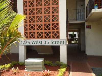 Home For Rent in Hialeah, Florida