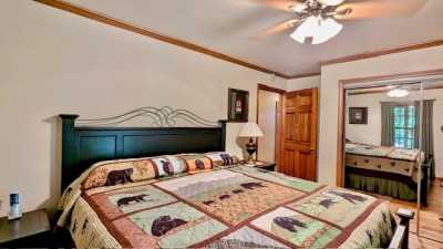 Home For Sale in Robbinsville, North Carolina