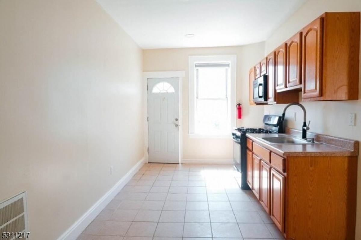 Picture of Home For Rent in Irvington, New Jersey, United States