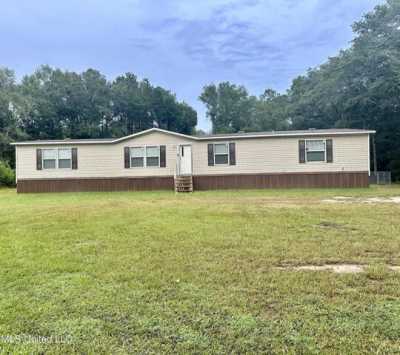 Home For Sale in Newton, Mississippi