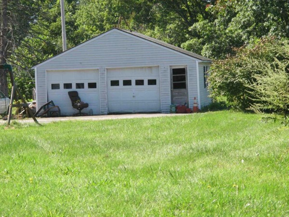 Picture of Home For Sale in Rollinsford, New Hampshire, United States