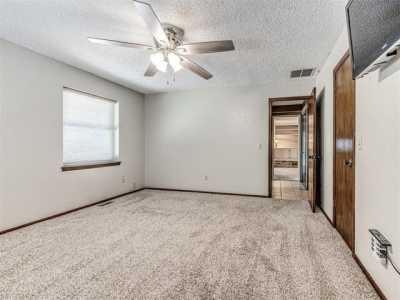 Home For Sale in Harrah, Oklahoma