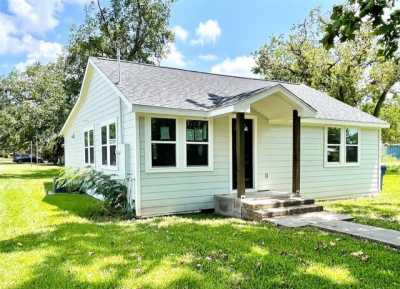 Home For Sale in Sweeny, Texas