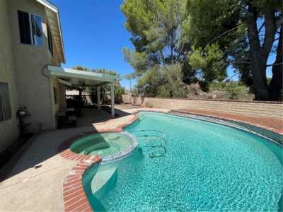 Home For Sale in Valencia, California