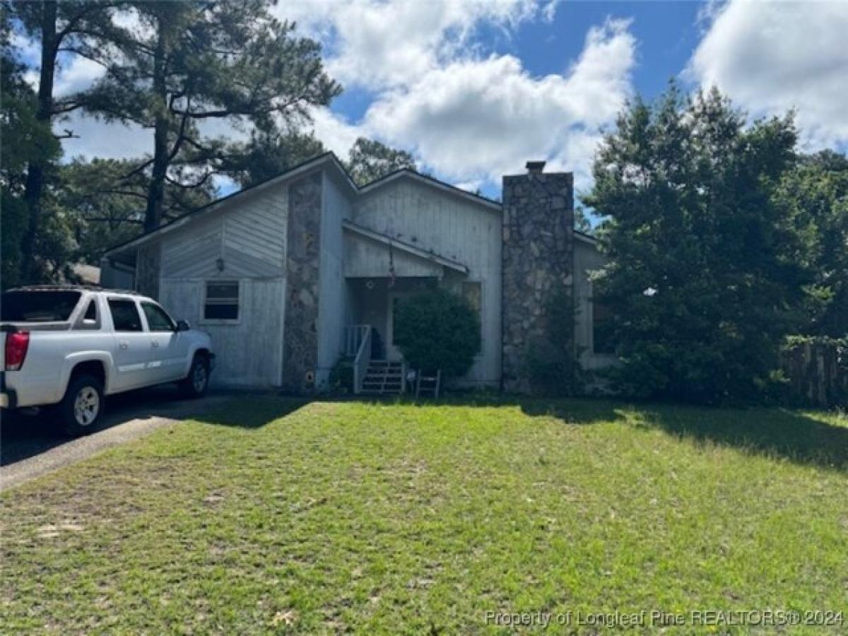 Picture of Home For Sale in Fayetteville, North Carolina, United States