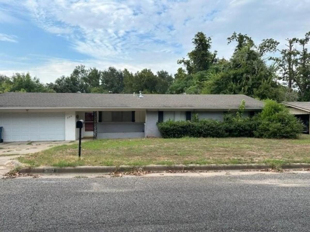 Picture of Home For Sale in Athens, Texas, United States