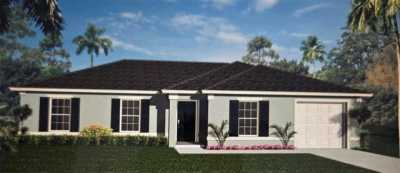 Home For Sale in Deland, Florida