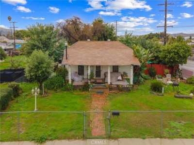 Home For Sale in Pomona, California