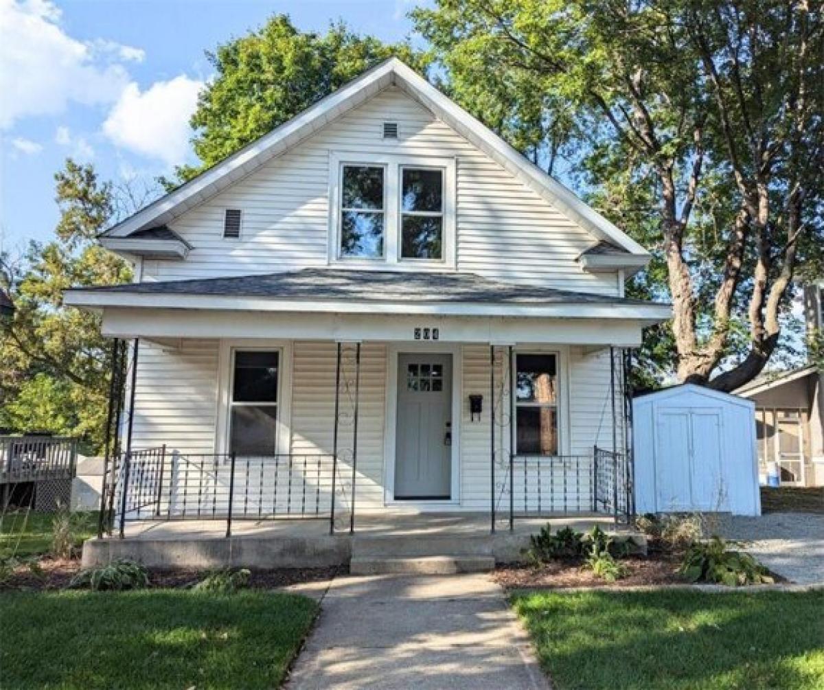 Picture of Home For Sale in Waseca, Minnesota, United States