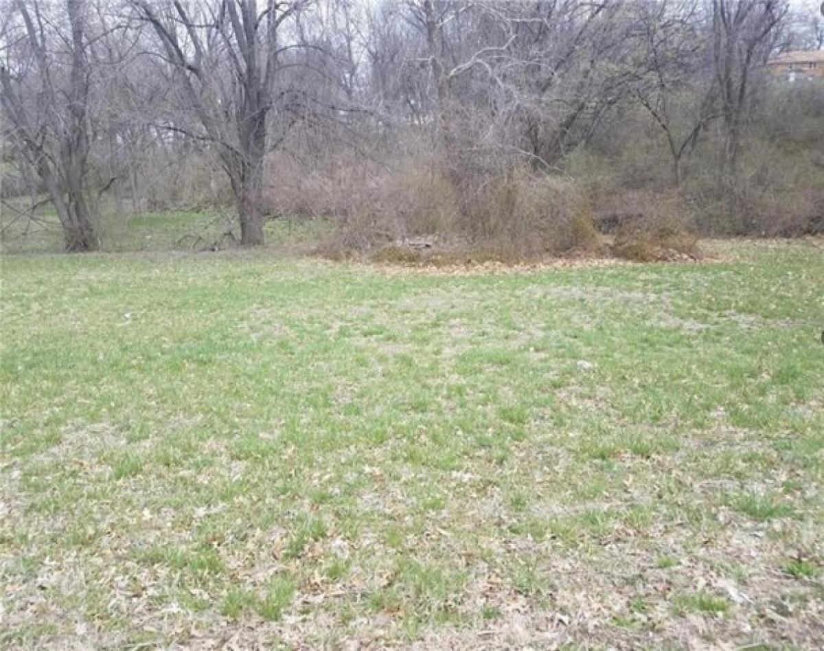 Picture of Residential Land For Sale in Independence, Missouri, United States