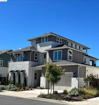 Home For Sale in Bethel Island, California