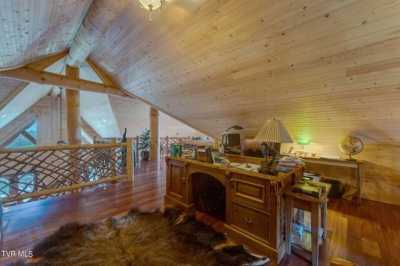 Home For Sale in Shady Valley, Tennessee