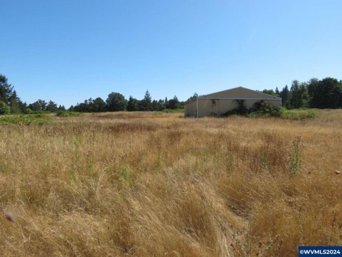 Picture of Residential Land For Sale in Salem, Oregon, United States