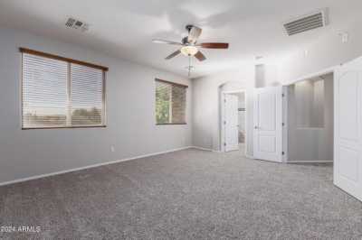 Home For Sale in Goodyear, Arizona