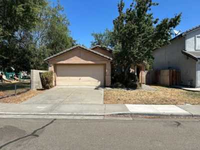 Home For Sale in Tracy, California