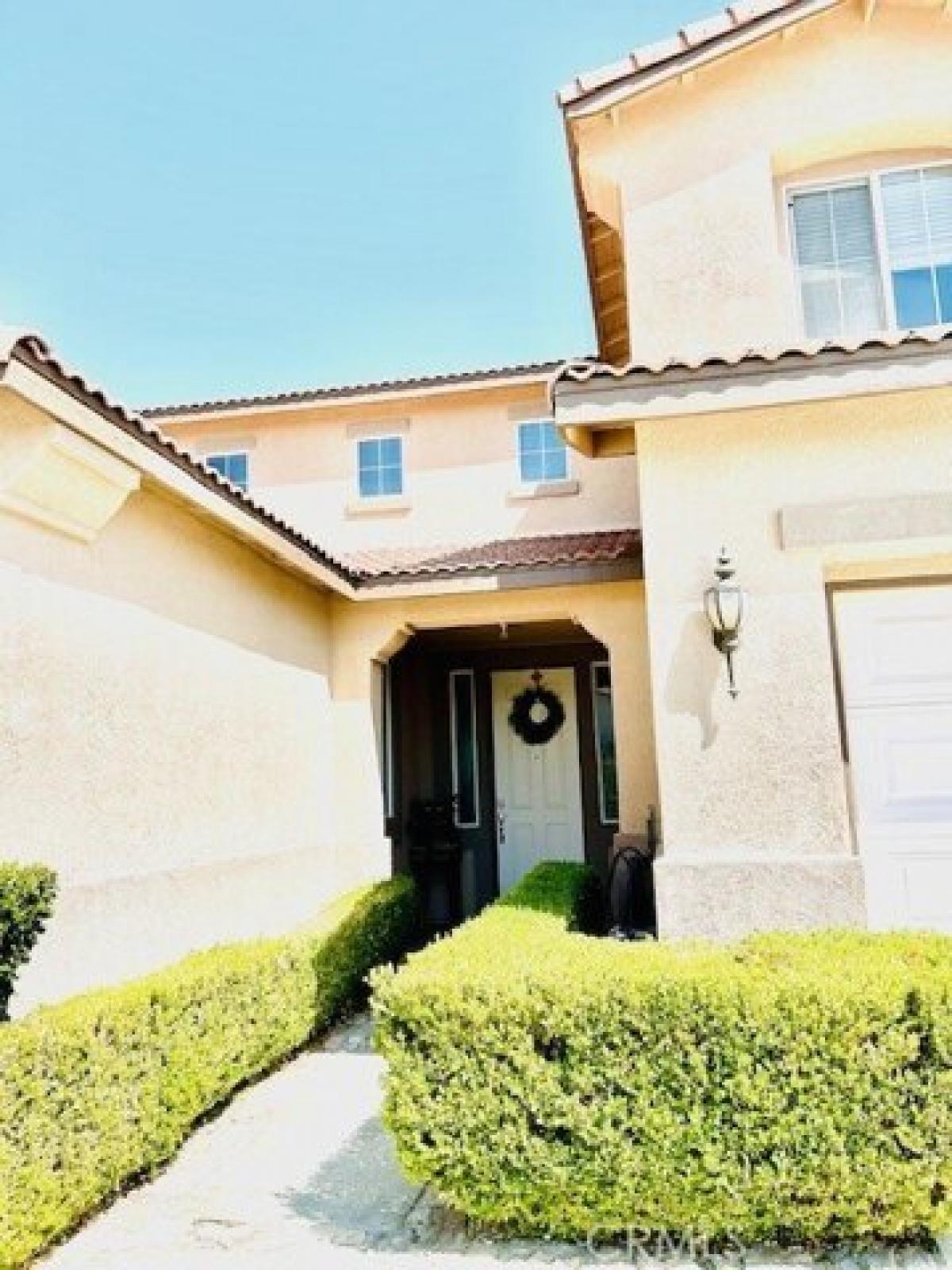 Picture of Home For Rent in Victorville, California, United States