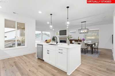 Home For Sale in Tigard, Oregon