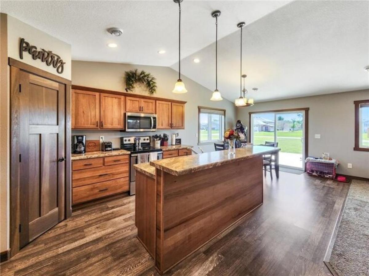 Picture of Home For Sale in Grand Meadow, Minnesota, United States