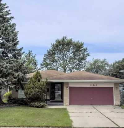 Home For Sale in Dolton, Illinois