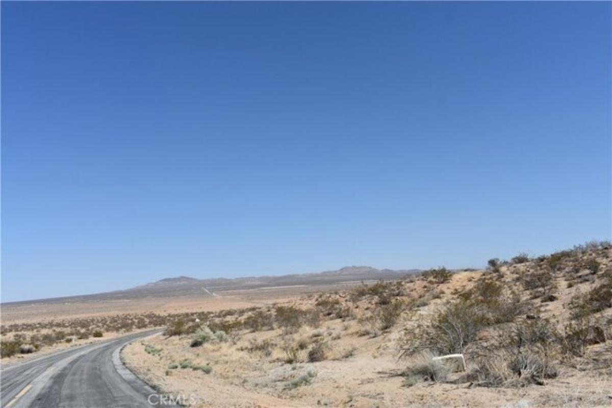 Picture of Residential Land For Sale in Palmdale, California, United States