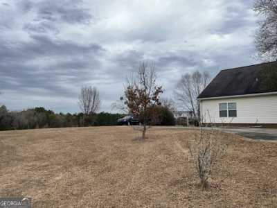 Home For Sale in Ailey, Georgia