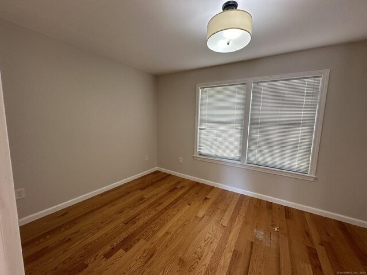 Picture of Apartment For Rent in Bristol, Connecticut, United States