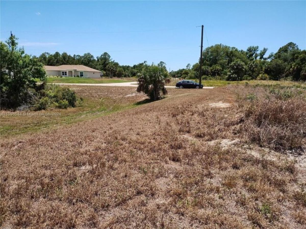 Picture of Residential Land For Sale in North Port, Florida, United States