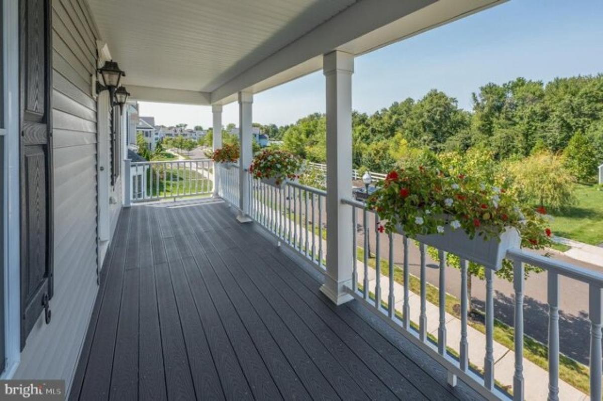 Picture of Home For Sale in Chesterfield, New Jersey, United States