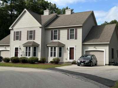 Home For Sale in Amherst, New Hampshire