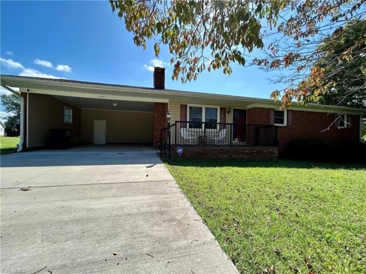 Picture of Home For Sale in Trinity, North Carolina, United States