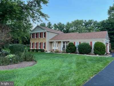 Home For Sale in Clarksburg, Maryland