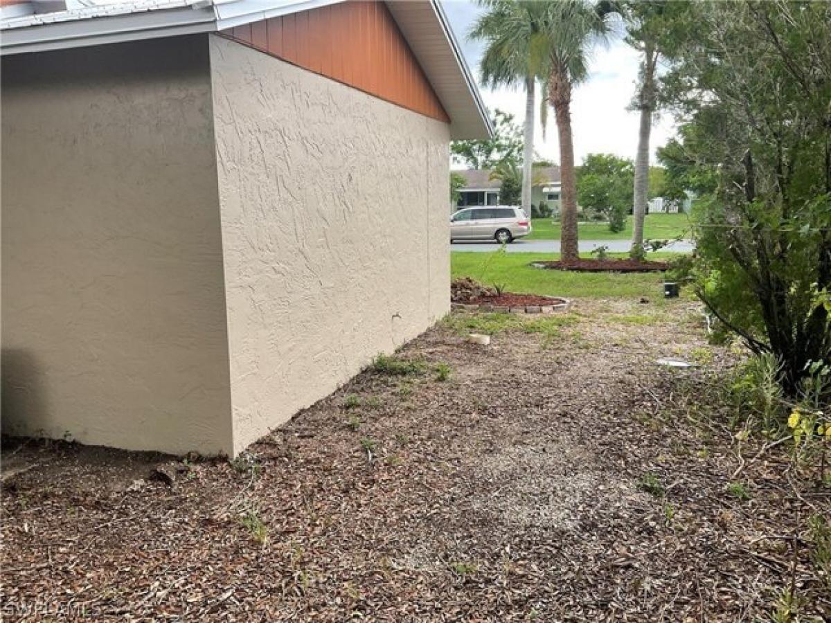 Picture of Home For Sale in Lehigh Acres, Florida, United States