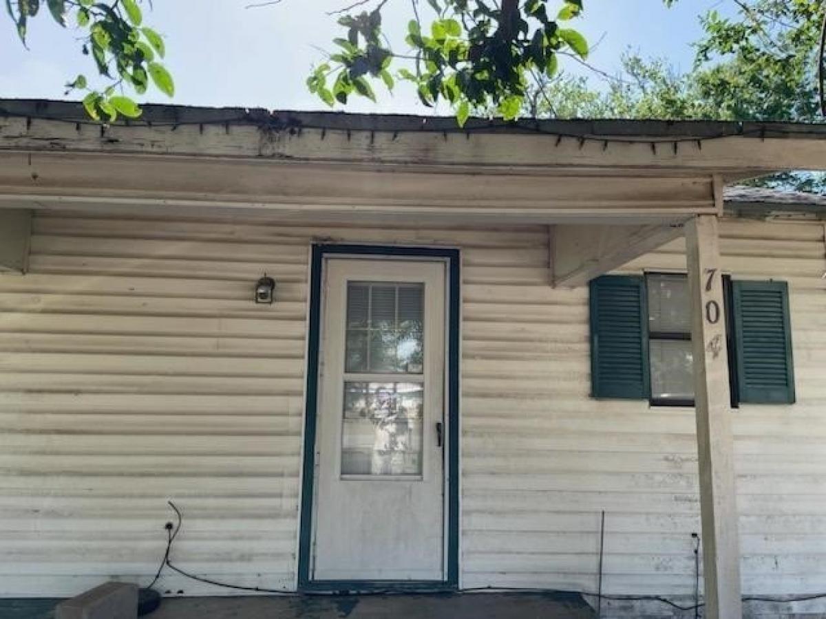 Picture of Home For Rent in Refugio, Texas, United States