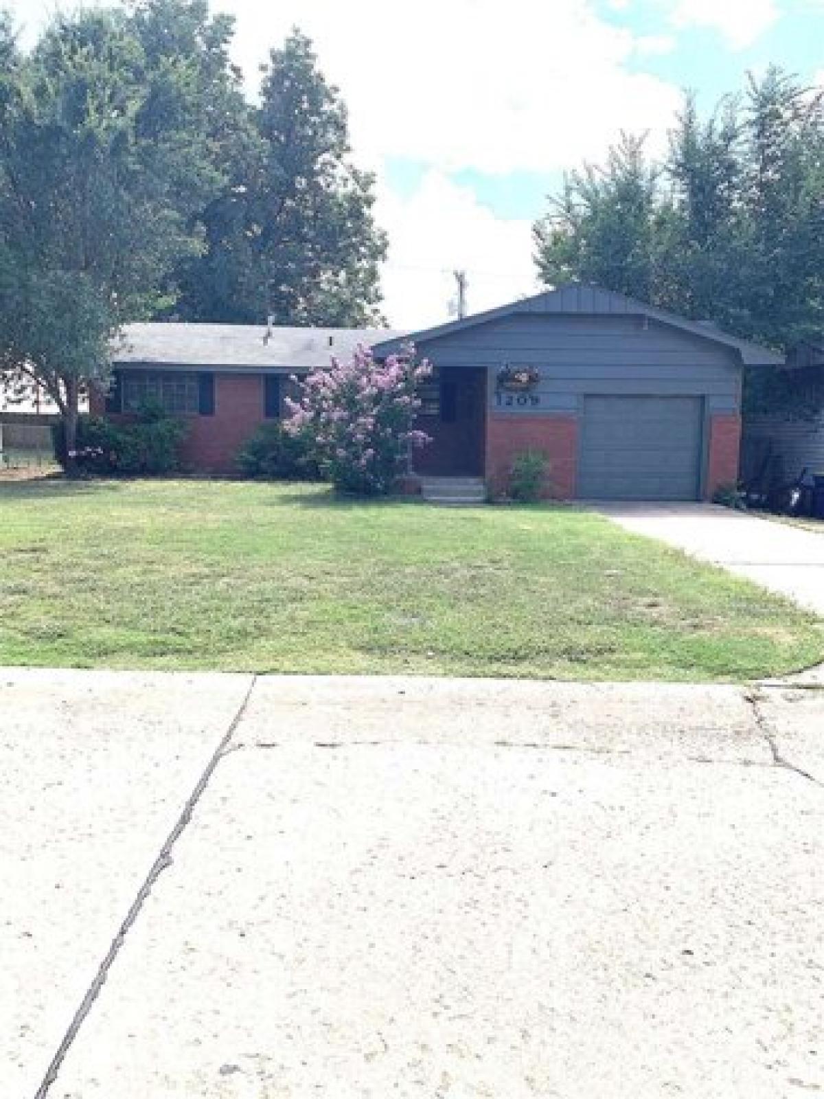 Picture of Home For Sale in Stillwater, Oklahoma, United States