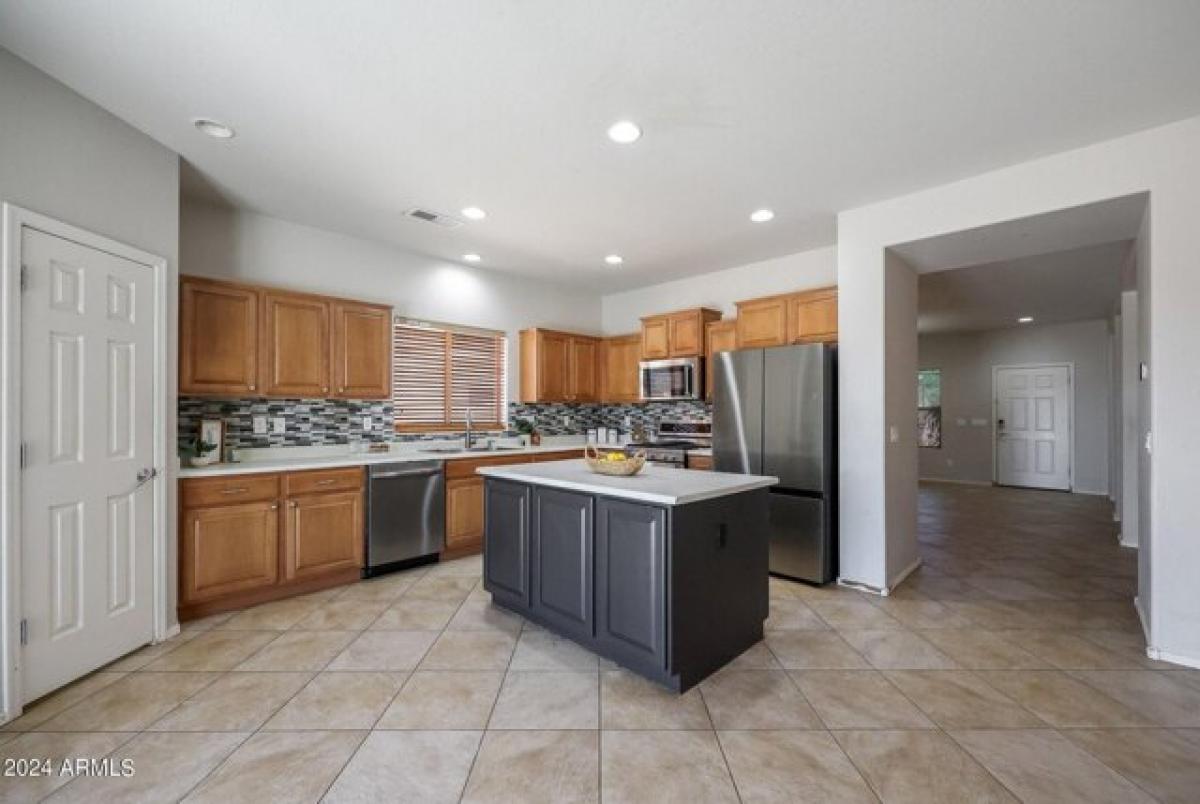 Picture of Home For Sale in Buckeye, Arizona, United States