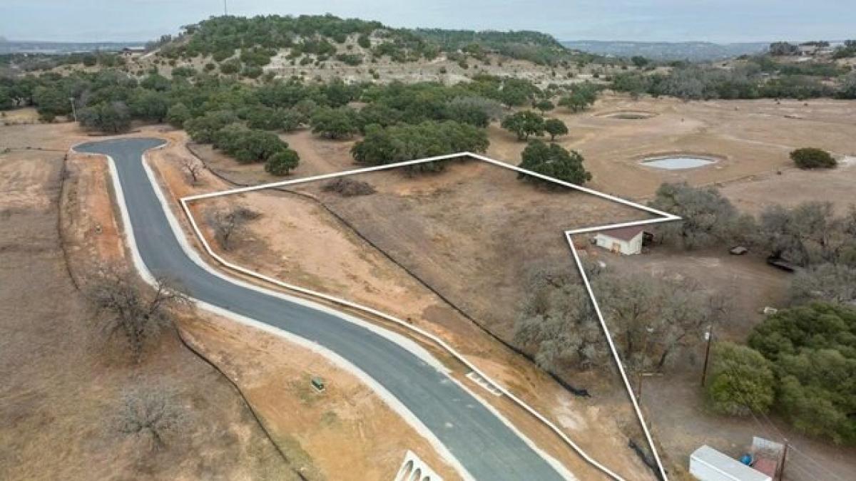 Picture of Residential Land For Sale in Fredericksburg, Texas, United States