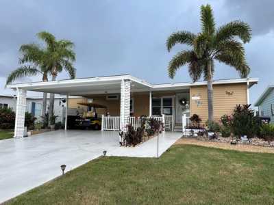 Home For Sale in Ruskin, Florida