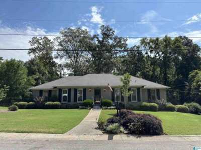 Home For Sale in Hoover, Alabama