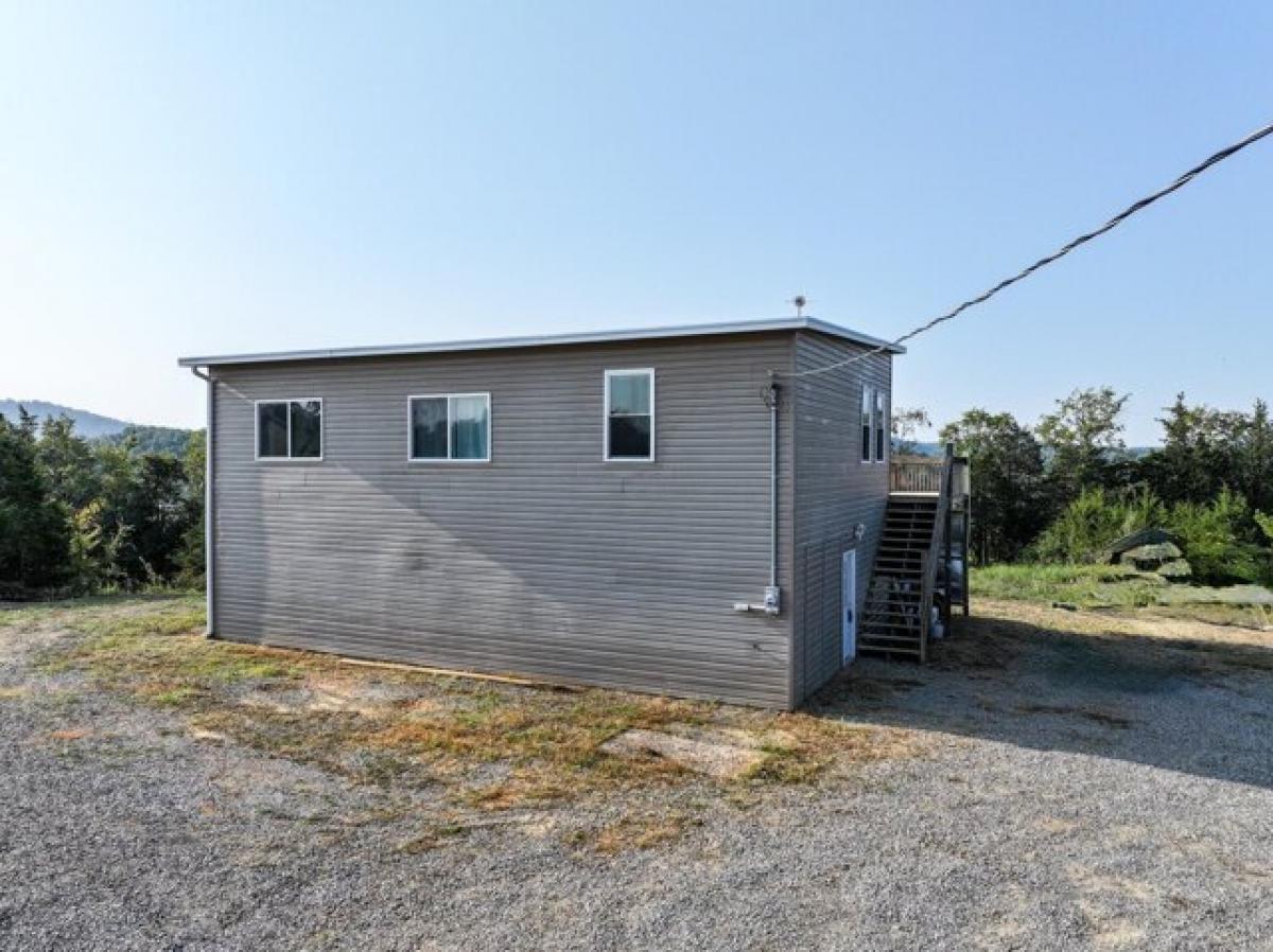 Picture of Home For Sale in Bulls Gap, Tennessee, United States