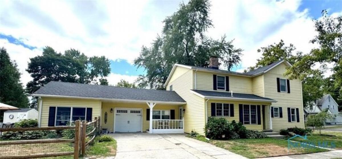 Picture of Home For Sale in Waterville, Ohio, United States