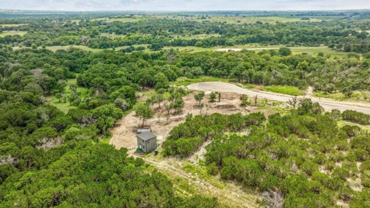 Picture of Home For Sale in Stephenville, Texas, United States