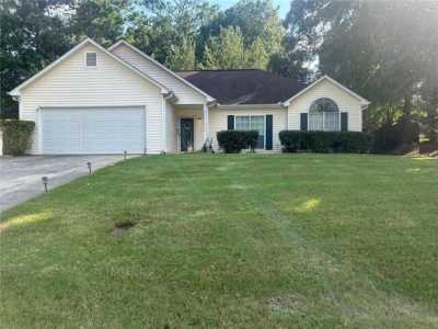 Home For Sale in Fayetteville, Georgia