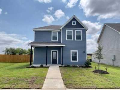 Home For Sale in Ponder, Texas