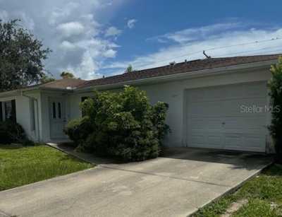 Home For Sale in Venice, Florida