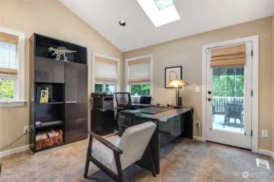 Home For Sale in Federal Way, Washington