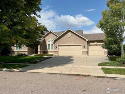 Home For Sale in Windsor, Colorado