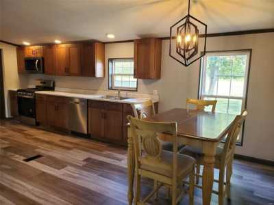 Home For Sale in Carlyle, Illinois